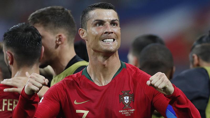 cr7 free kick 0045
