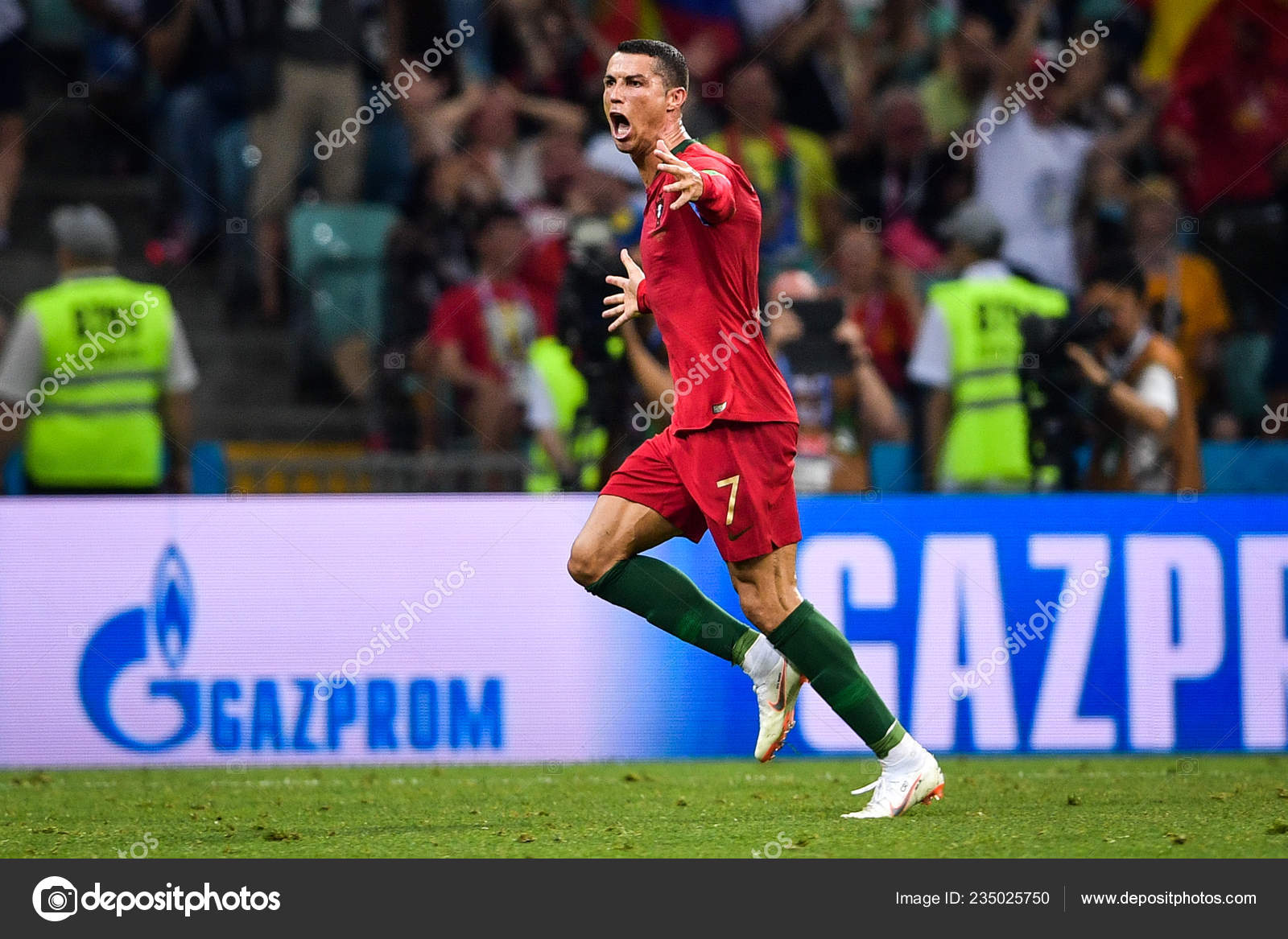 cr7 free kick 0047