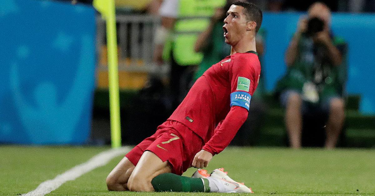 ronaldo free kick wallpaper 0022