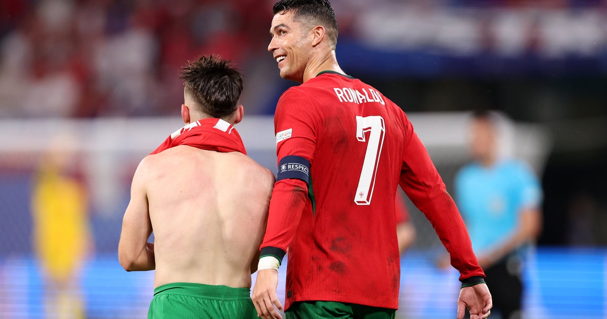 ronaldo free kick wallpaper 0034