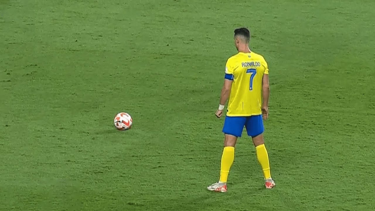 ronaldo free kick wallpaper