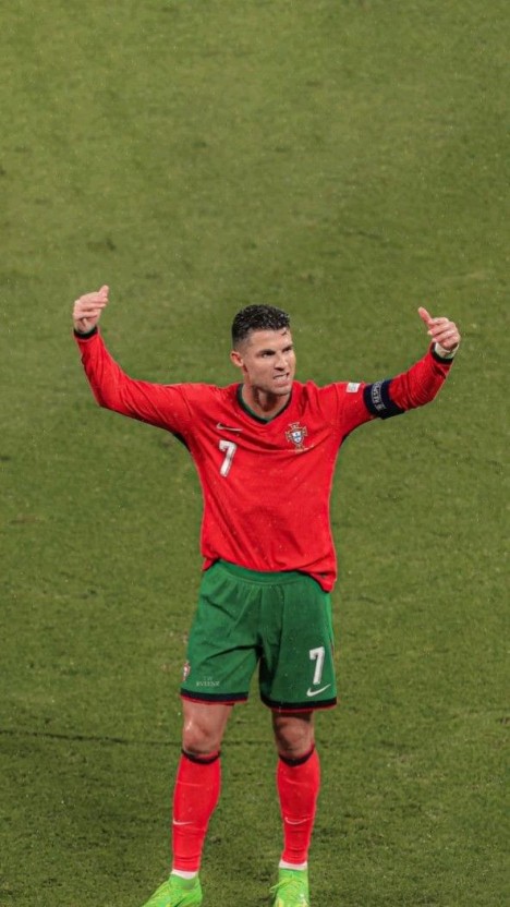 ronaldo in rain 0031