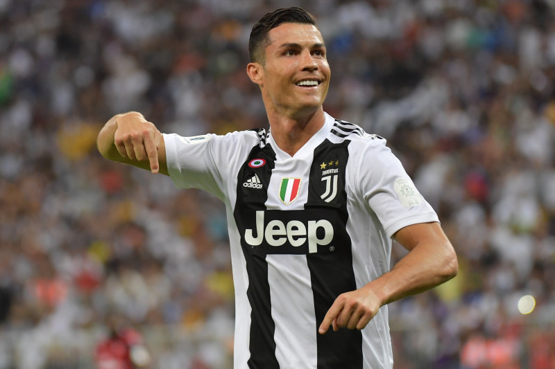 ronaldo juventus trophy 0041