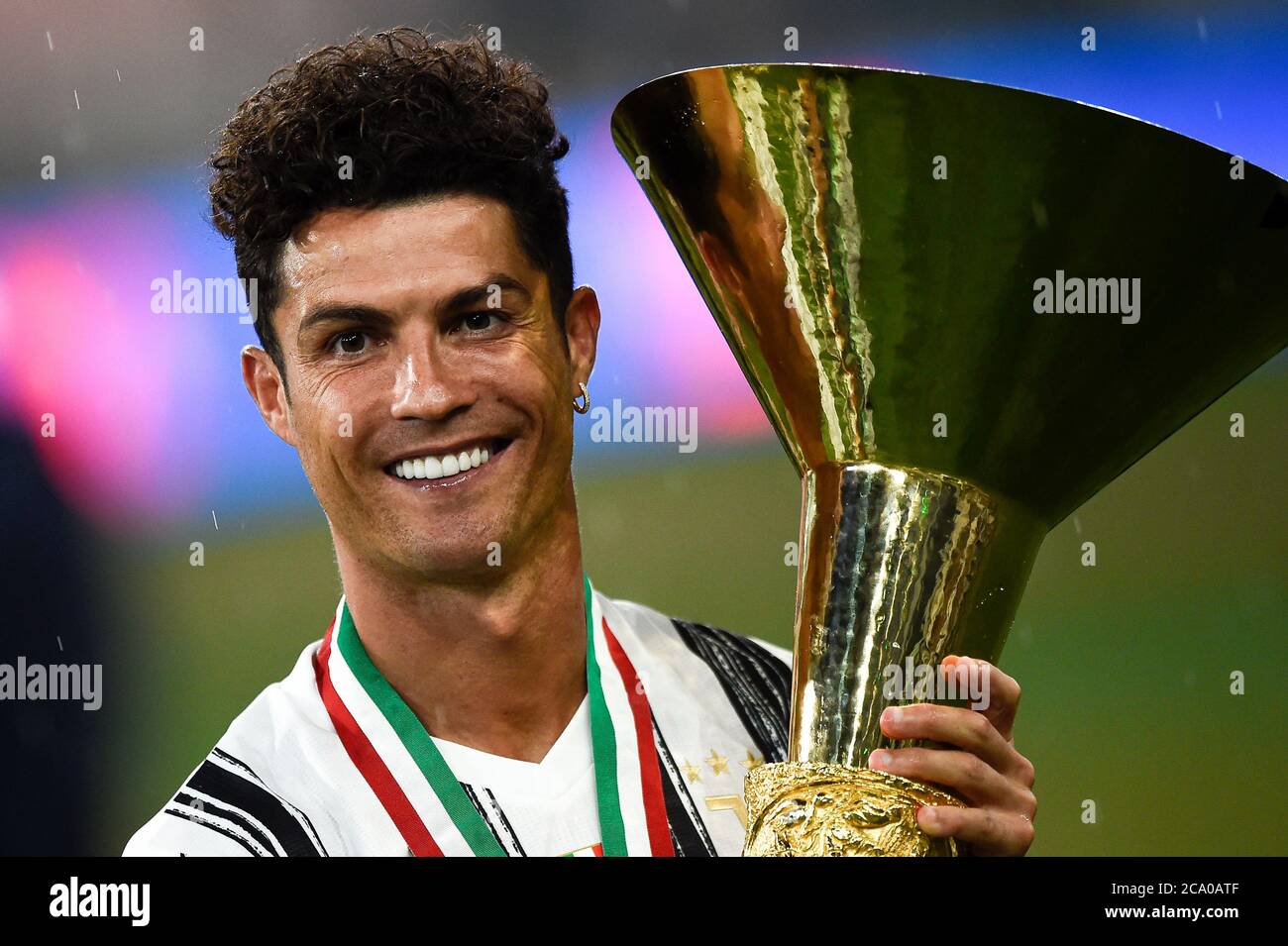 ronaldo juventus trophy 0047