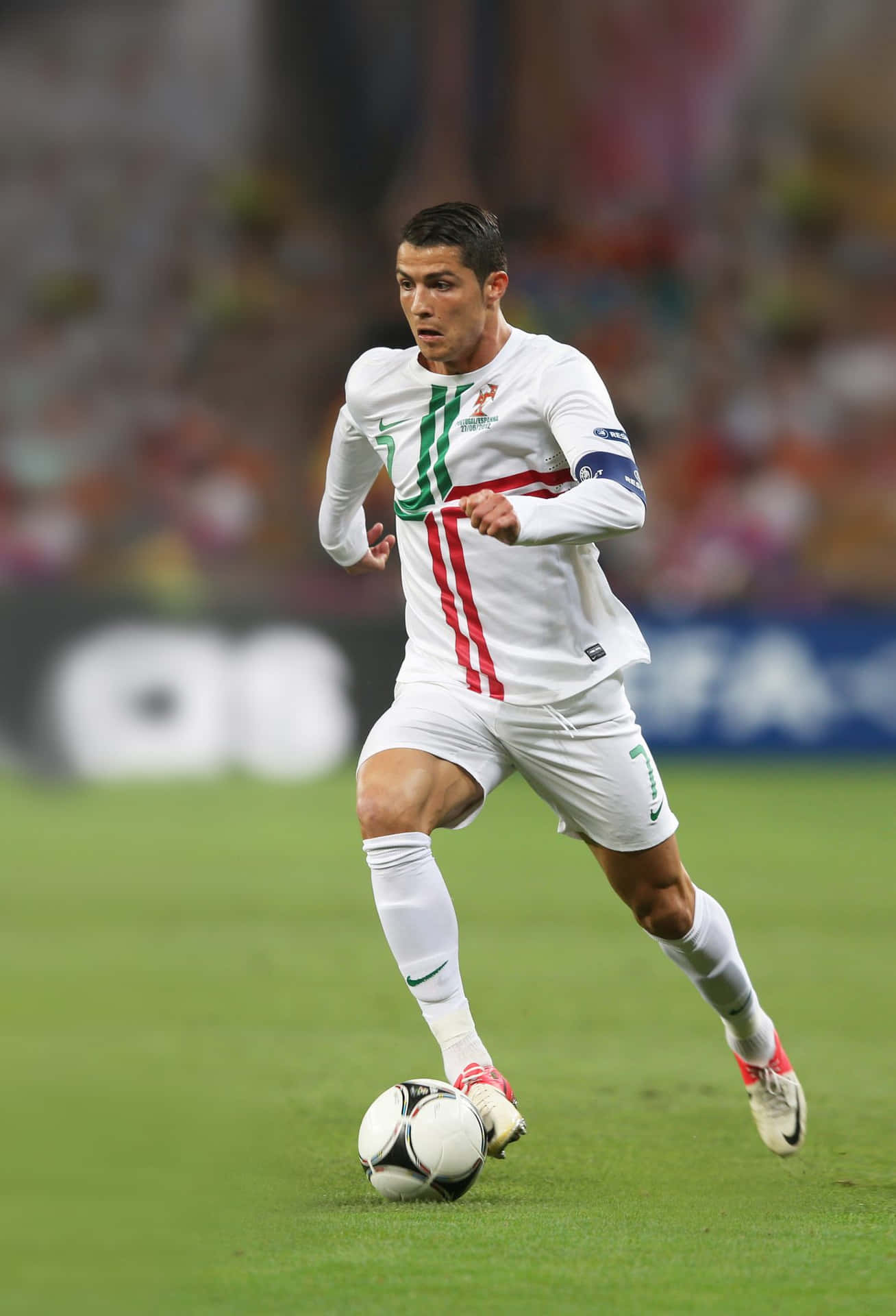 a picture of cristiano ronaldo 0056