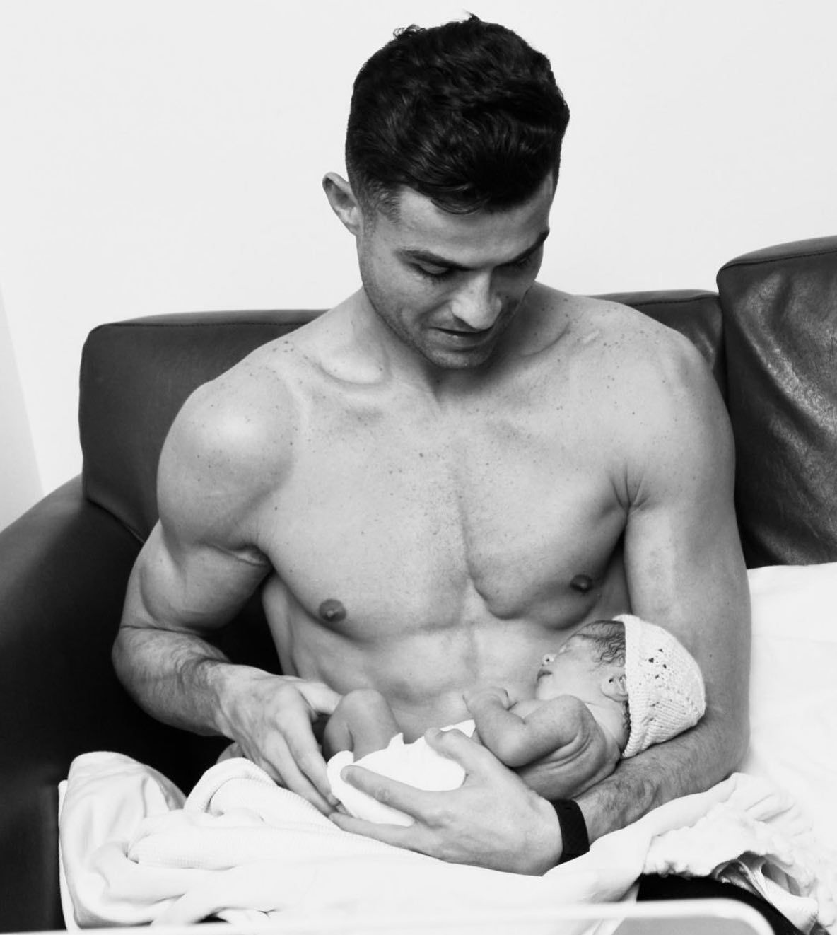 a picture of cristiano ronaldo 0075
