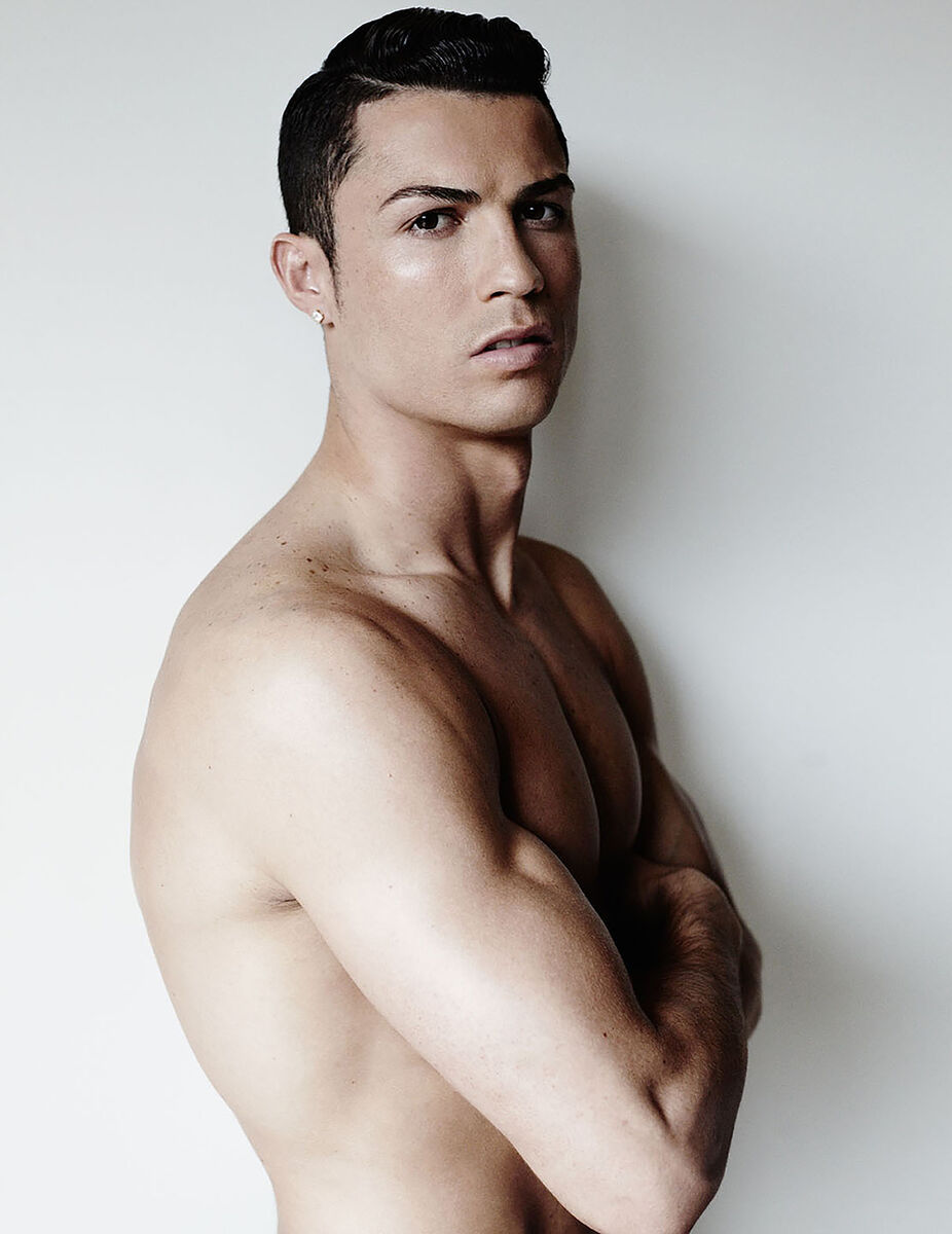 a picture of cristiano ronaldo 0079