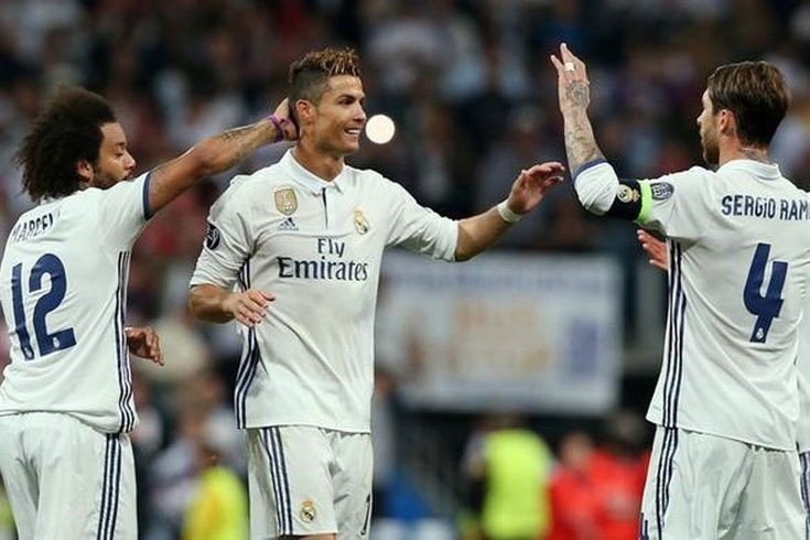 a picture of cristiano ronaldo 0025