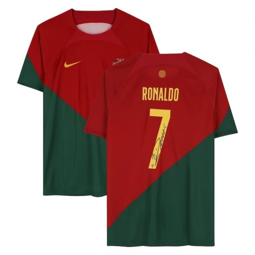 a picture of cristiano ronaldo 0065