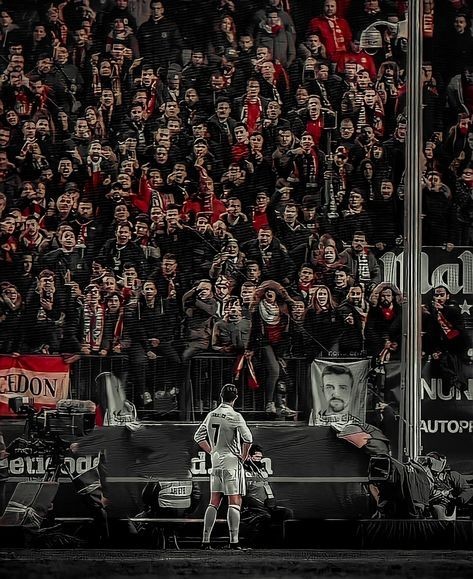 a picture of cristiano ronaldo 0028