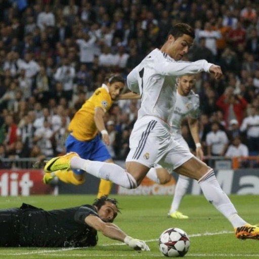 ronaldo vs slovakia 0014