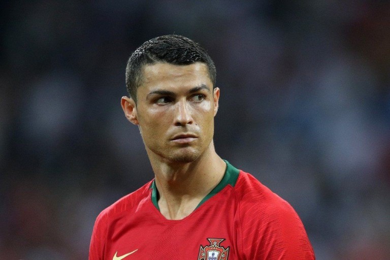 ronaldo vs slovakia 0039