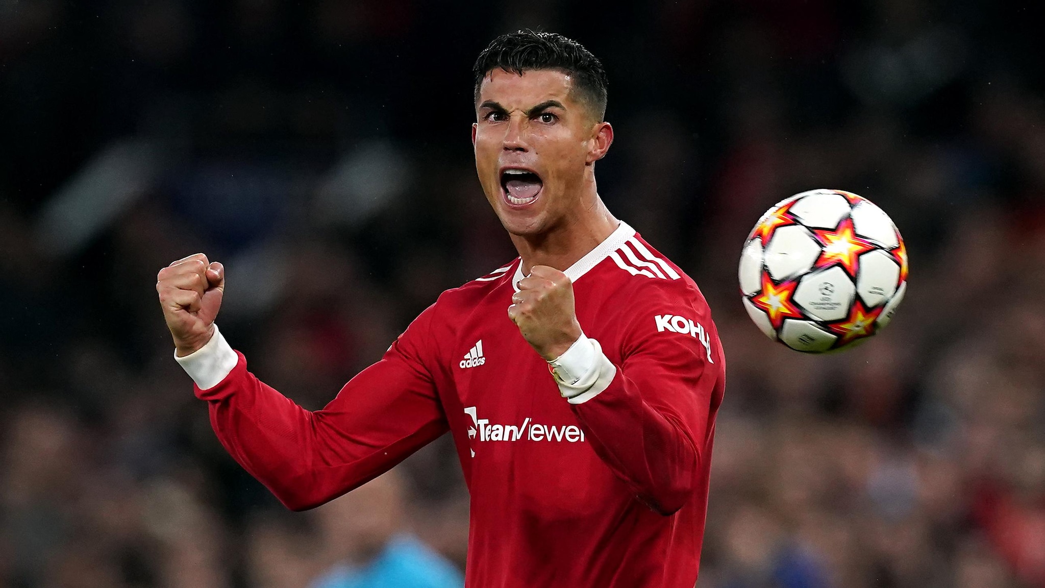 ronaldo with champions league trophy 0068