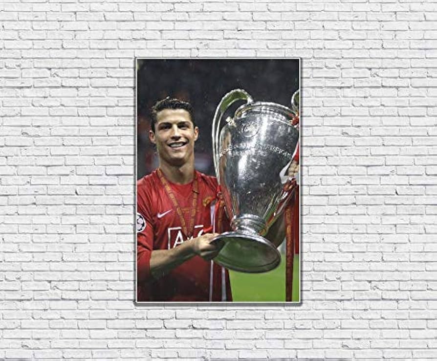 ronaldo with champions league trophy 0091