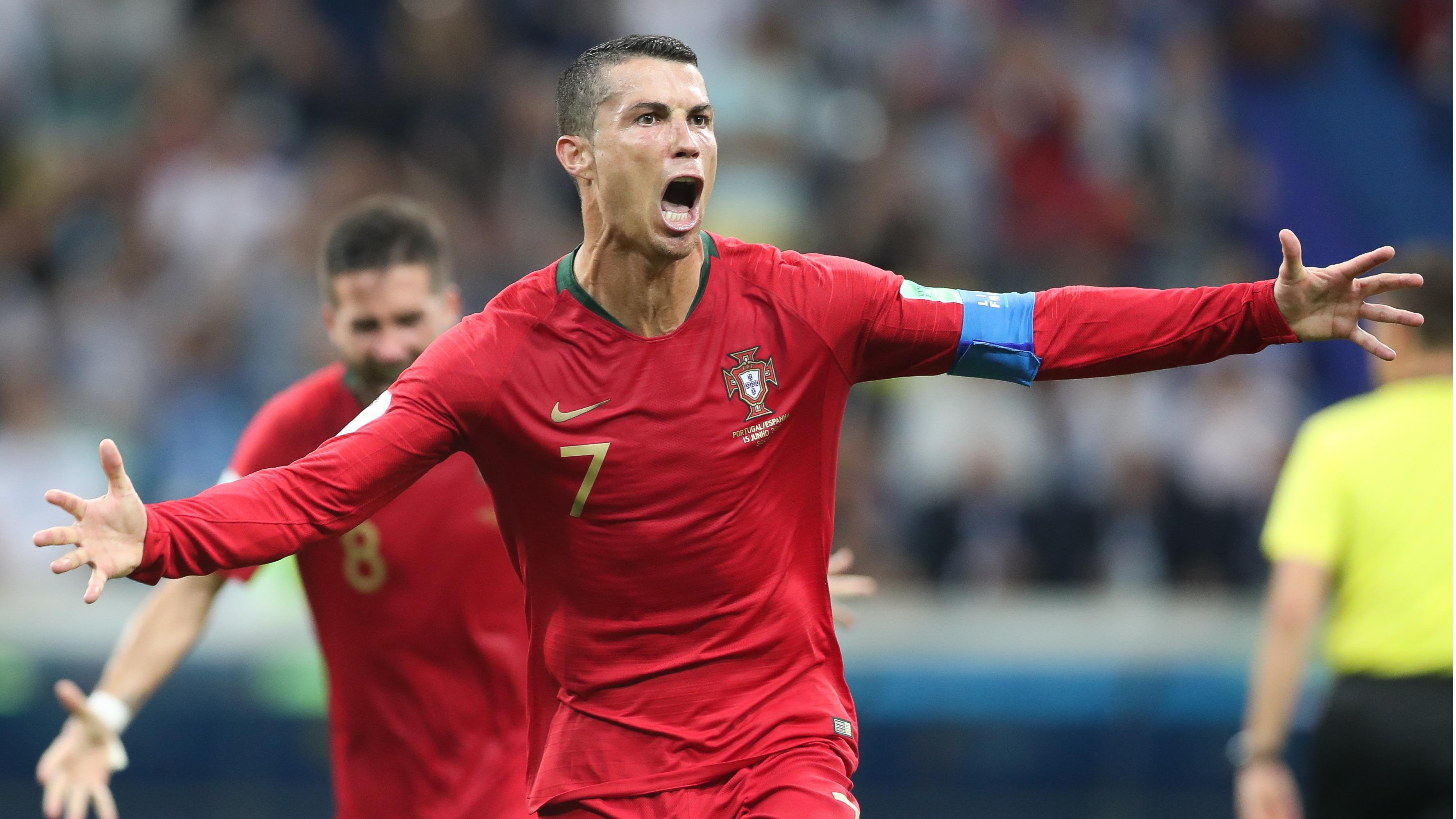 ronaldo world cup trophy 0021