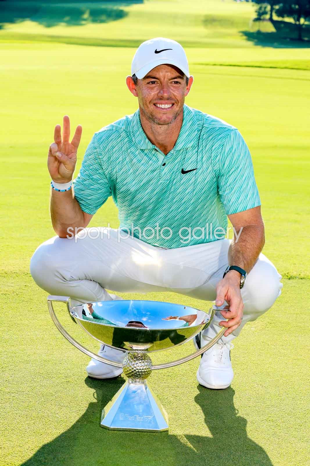 Rory McIlroy fan interaction 2022