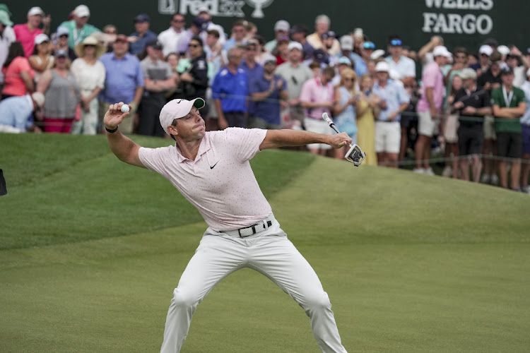 joe lacava rory mcilroy video 0044