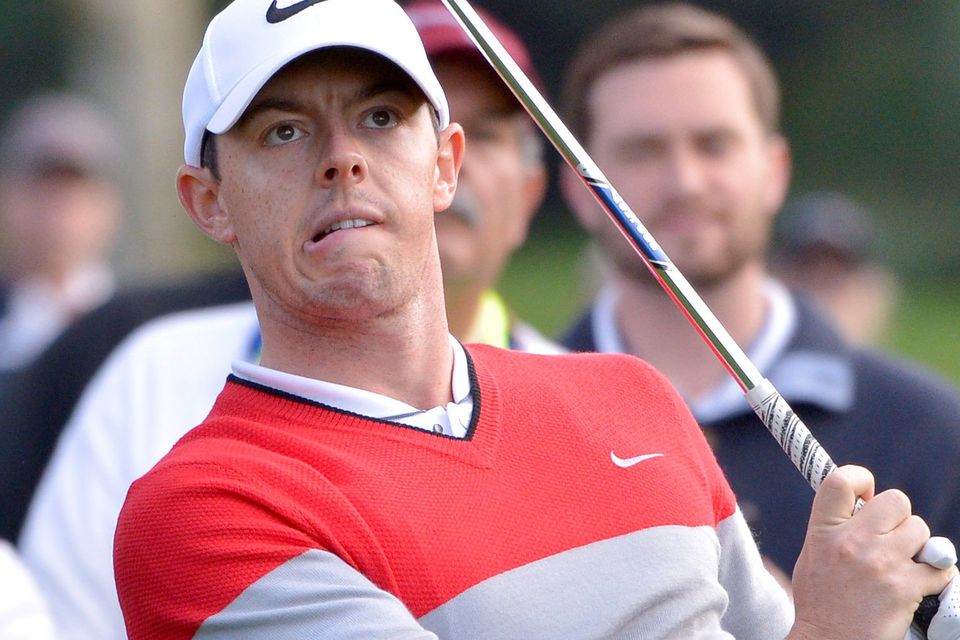 Rory McIlroy putting grip 0019