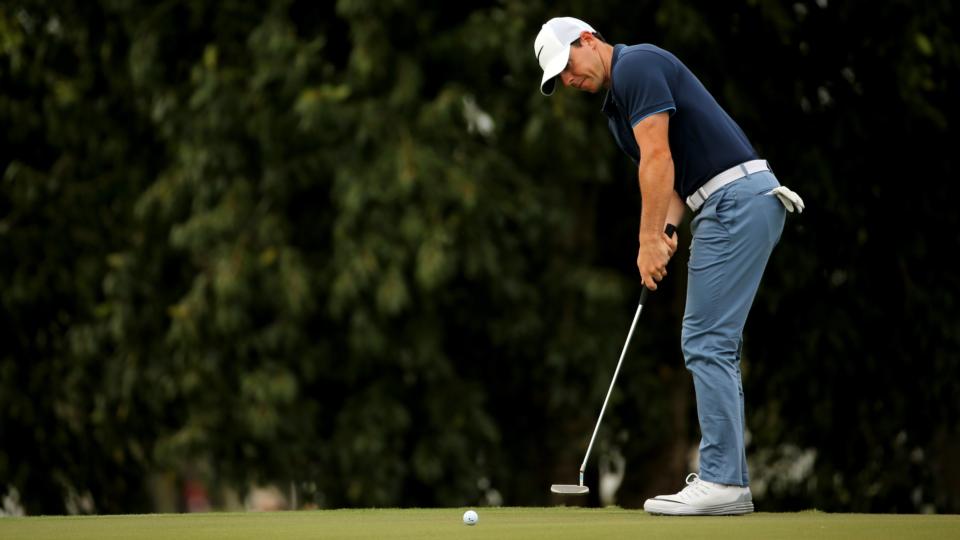 Rory McIlroy putting grip 0033