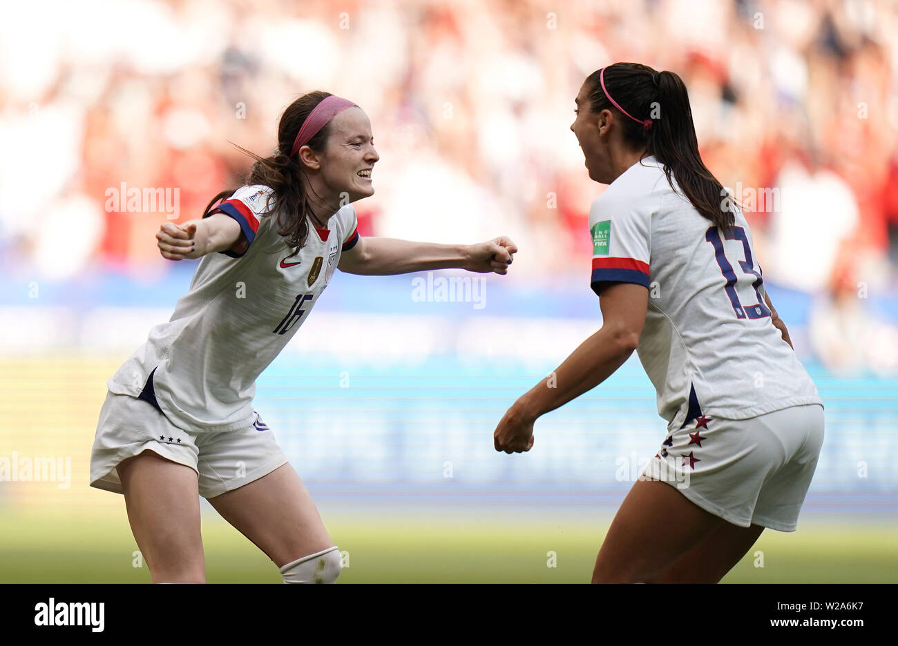 rose lavelle world cup goal 0016