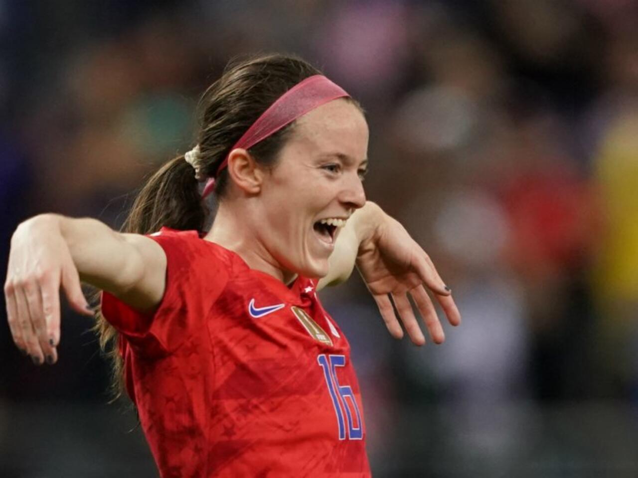 rose lavelle world cup goal 0022