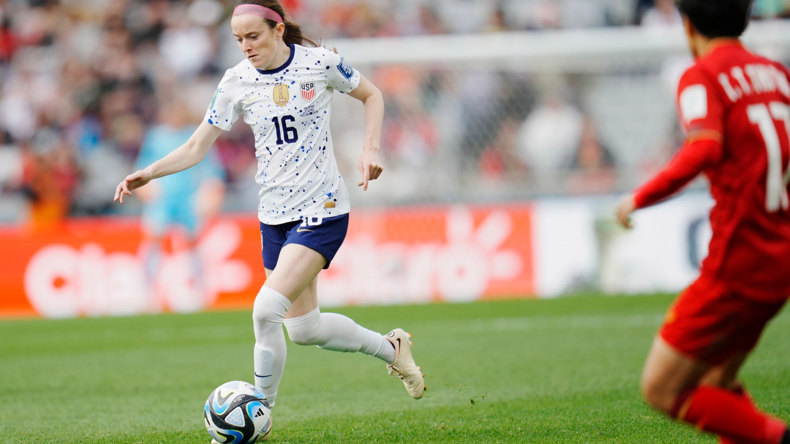 rose lavelle world cup goal 0023