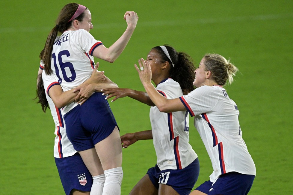 rose lavelle world cup goal 0045