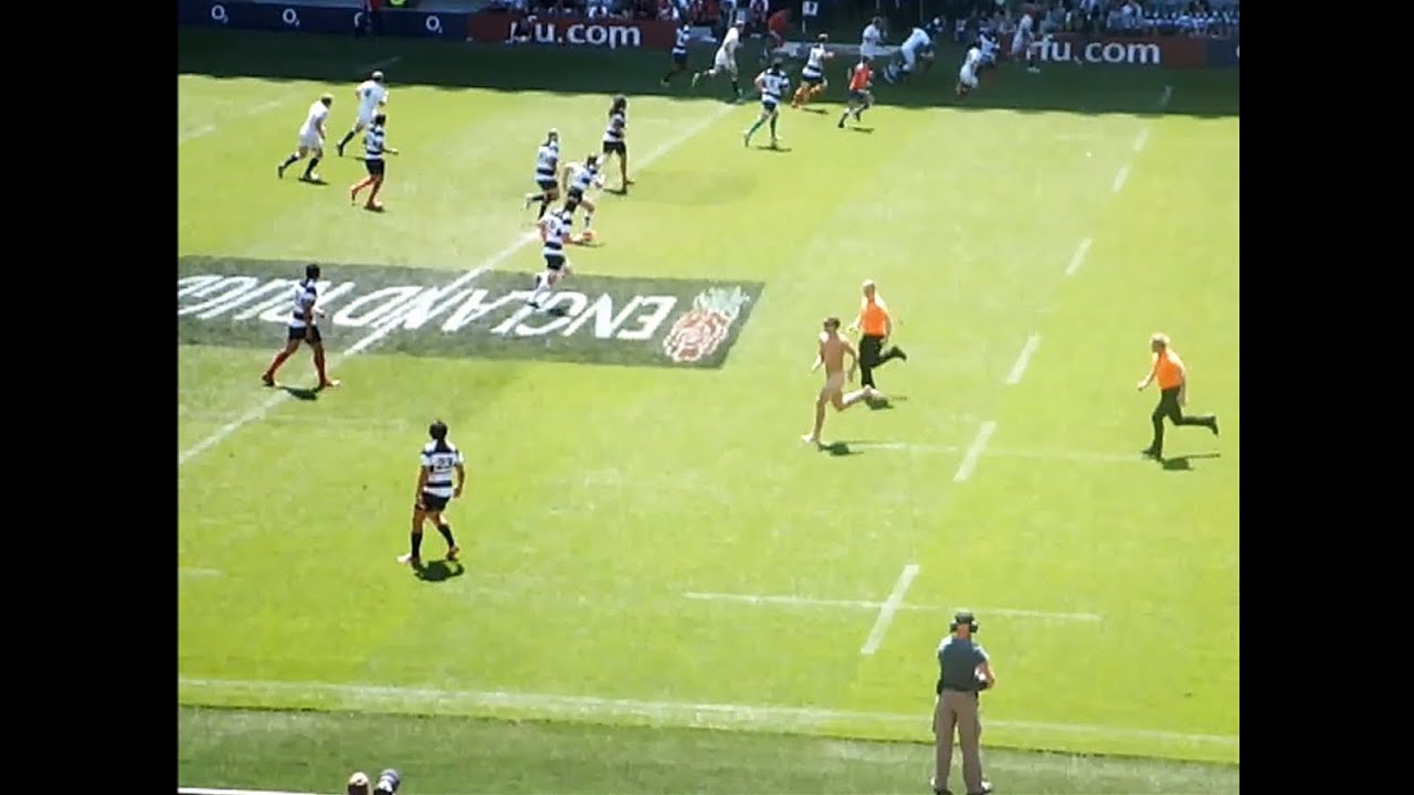 rugby streaker 0035