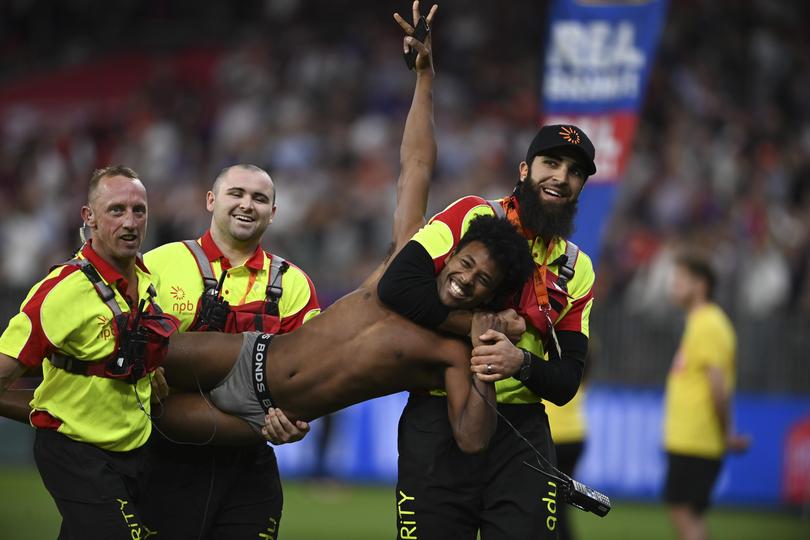 rugby streaker 0047
