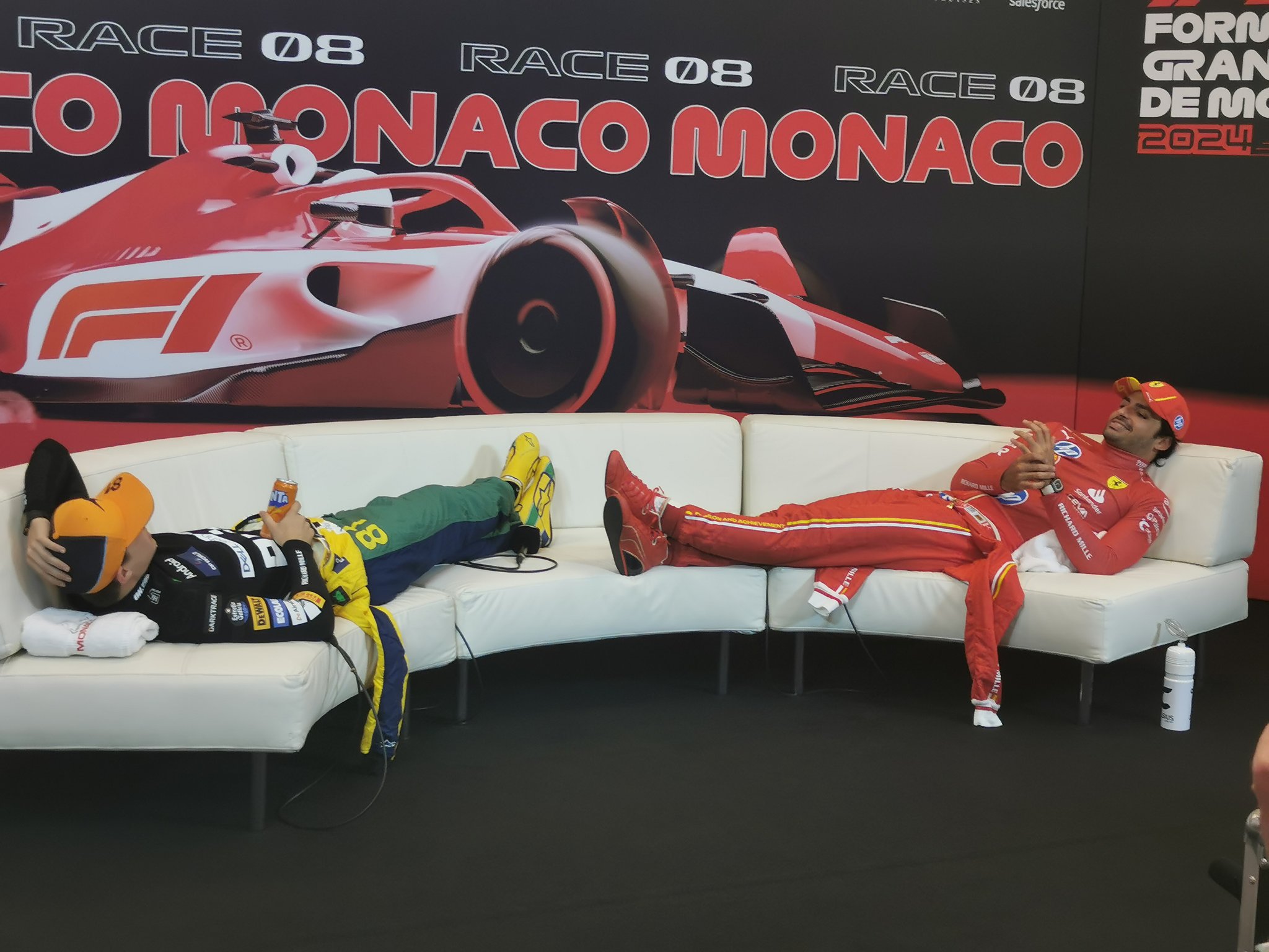 sainz piastri 0023