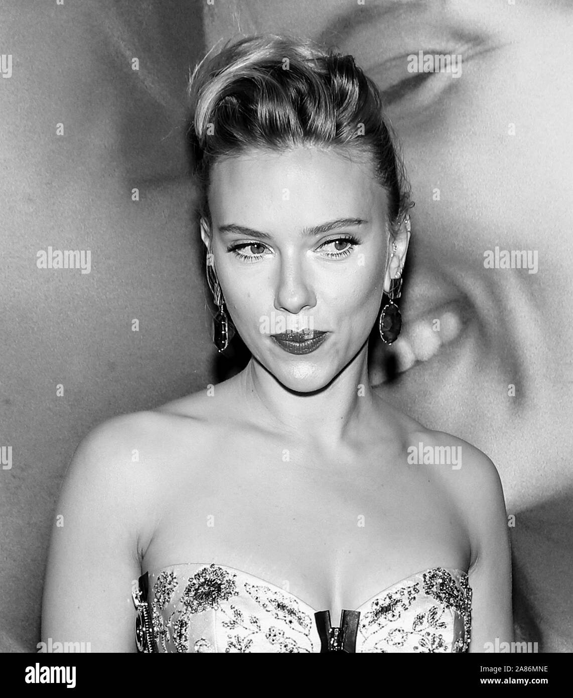 scarlett johansson black and white 0038