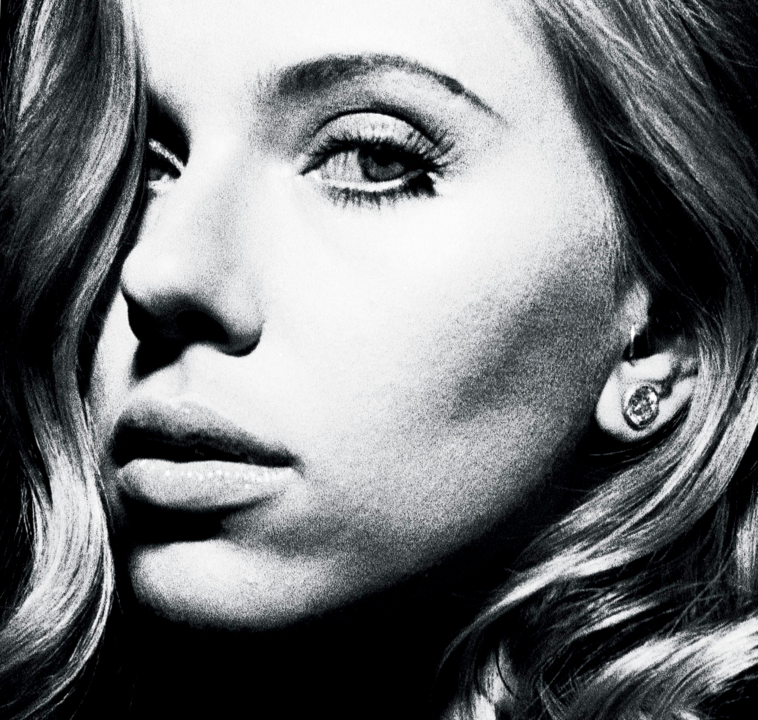 scarlett johansson black and white 0041