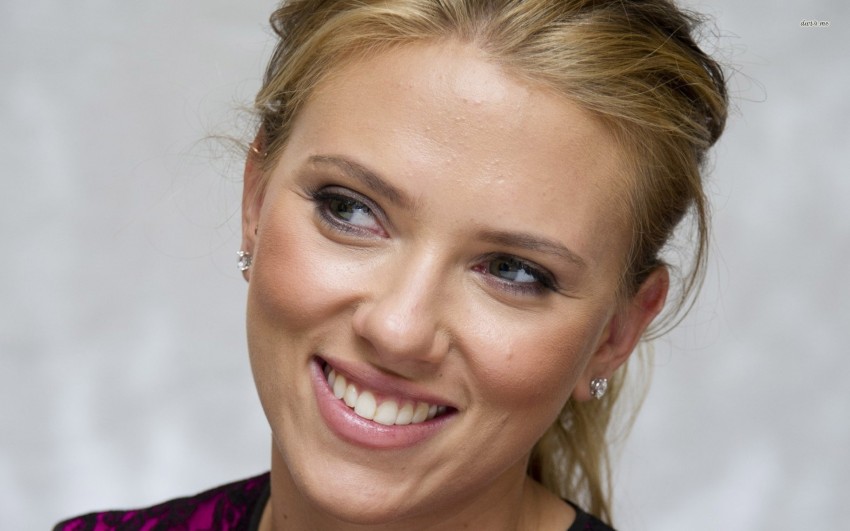 scarlett johansson smile 0034