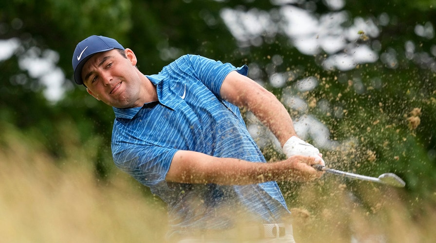 scottie scheffler brooks koepka 0037