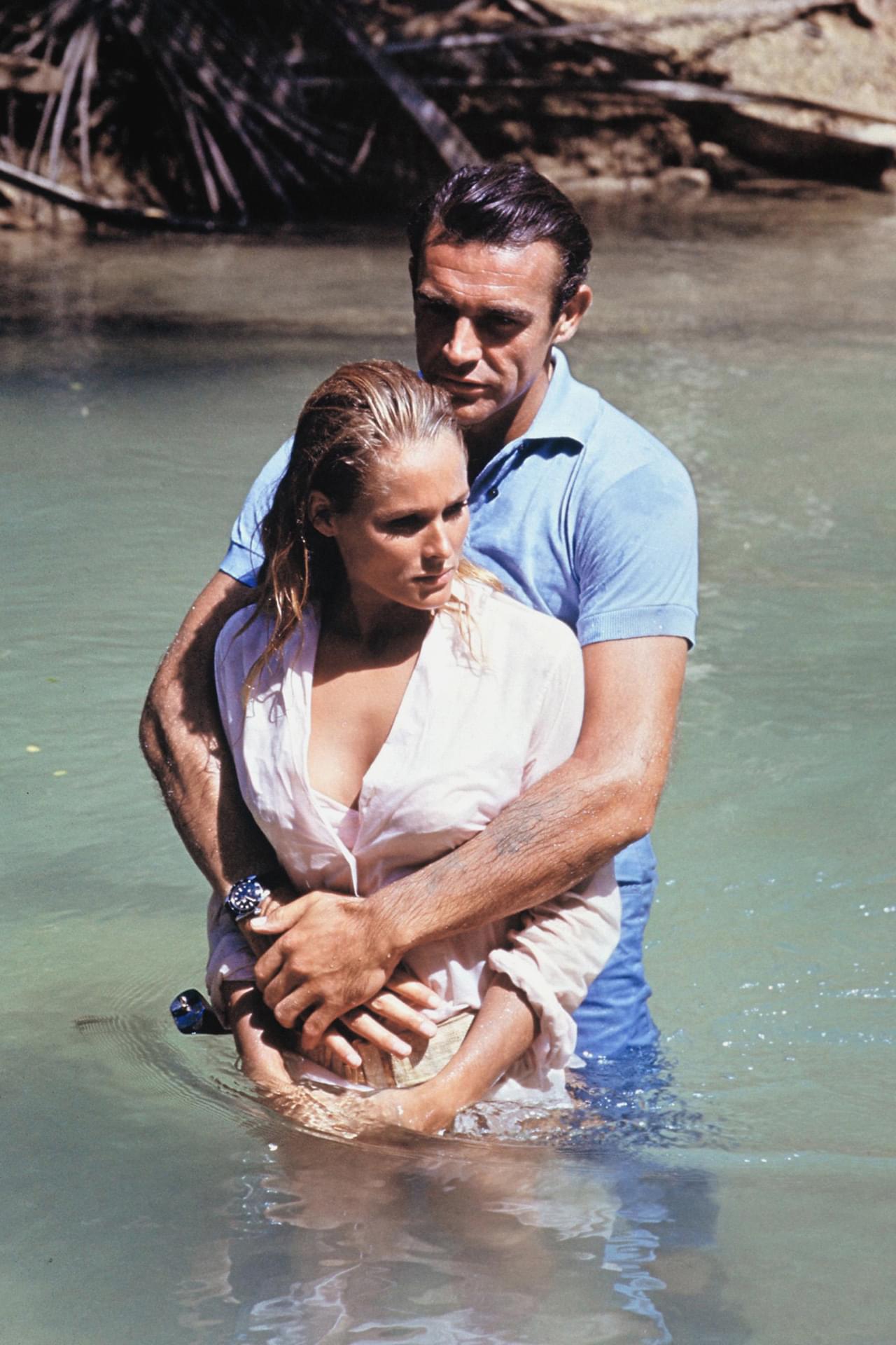 sean connery and ursula andress 0011