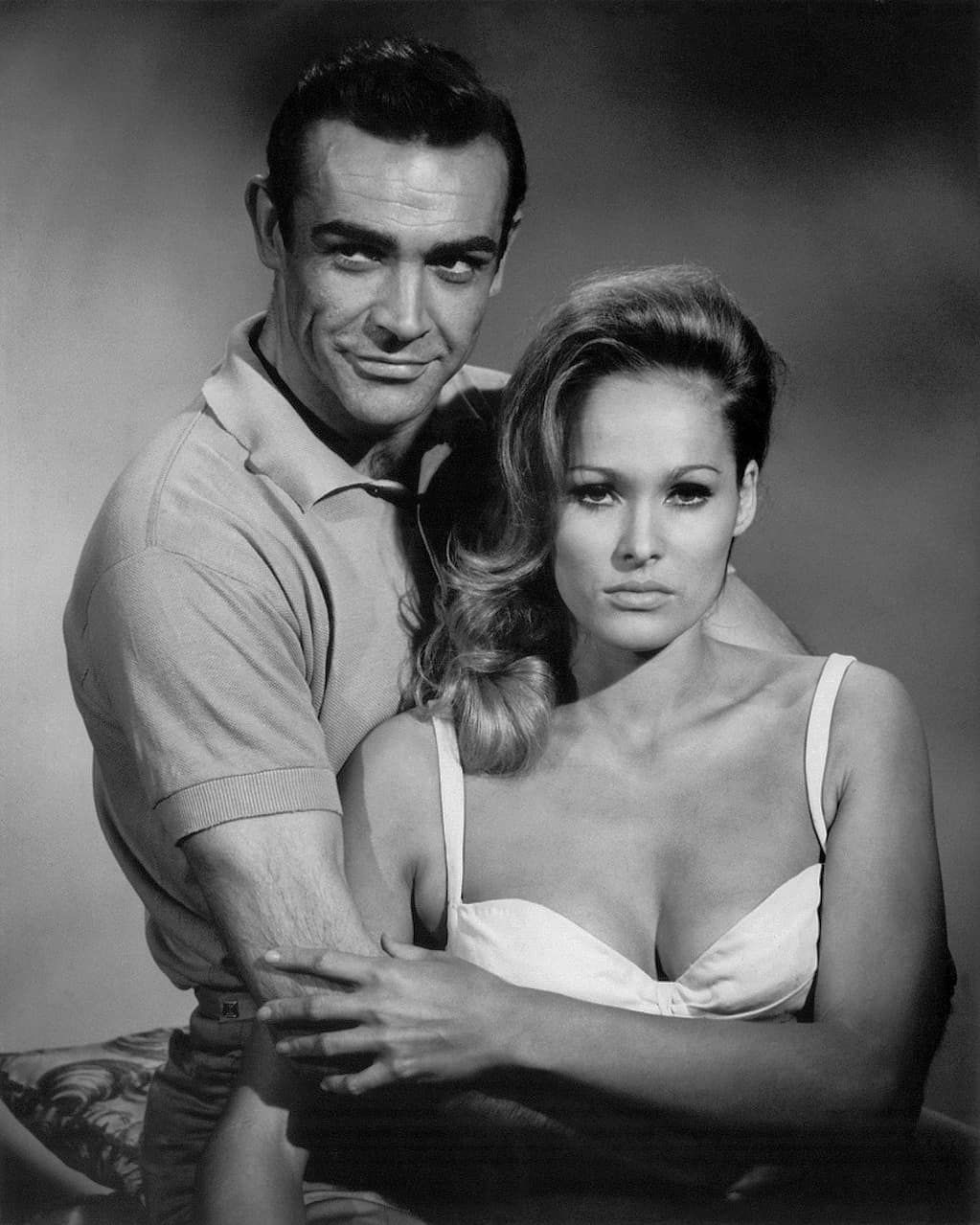 sean connery and ursula andress 0018