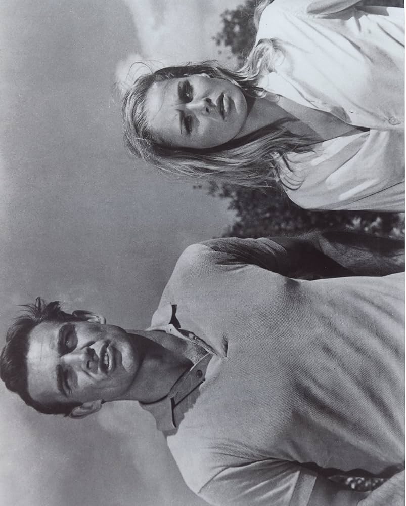 sean connery and ursula andress 0045