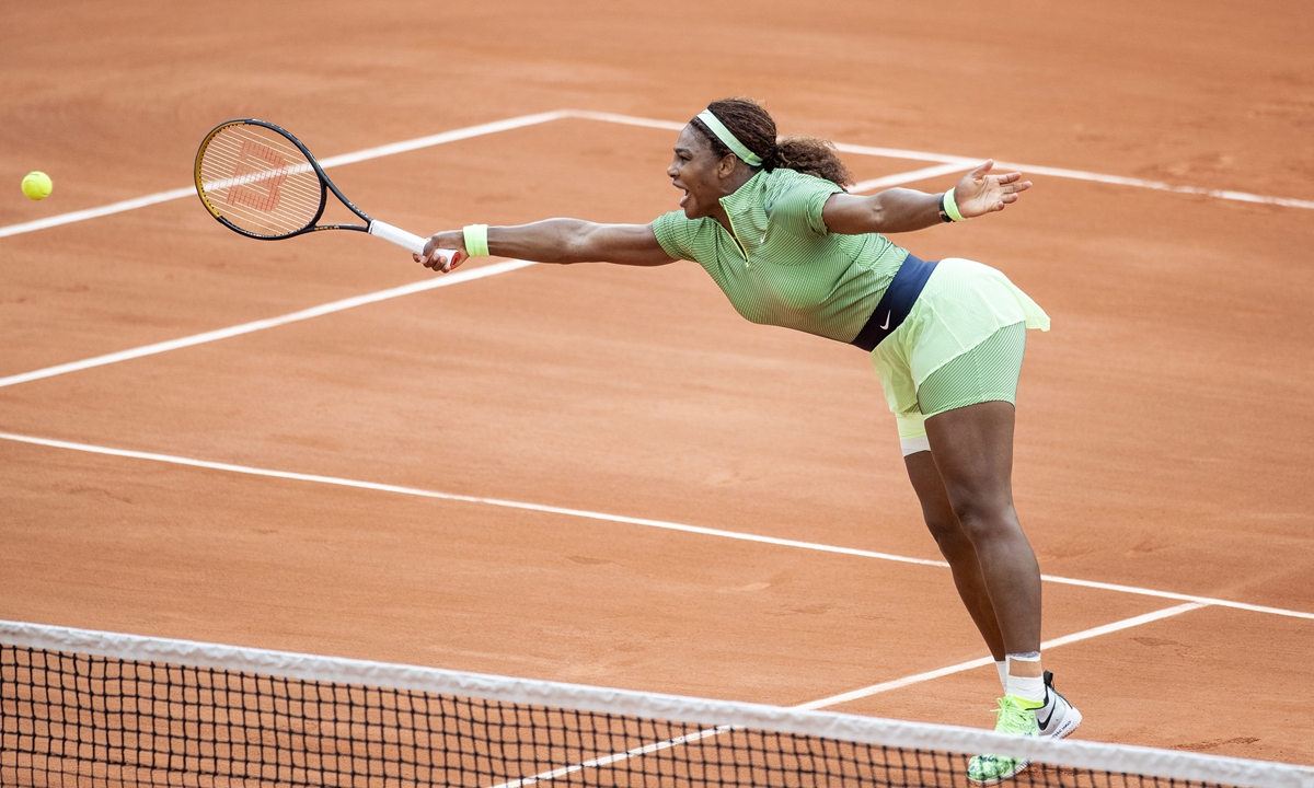 serena williams forehand 0040