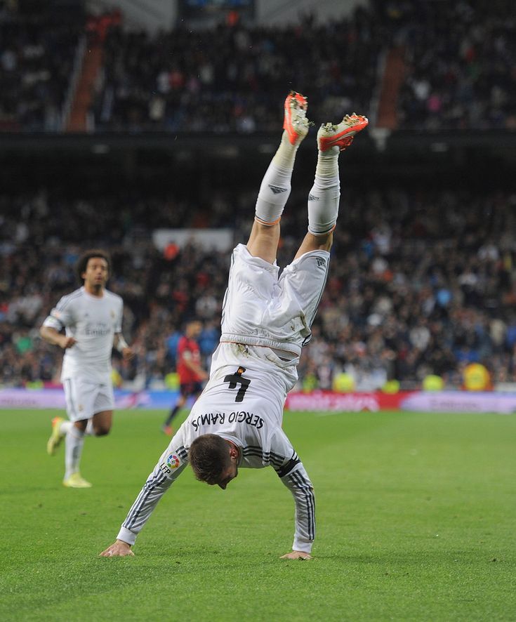 sergio ramos tackles 0021