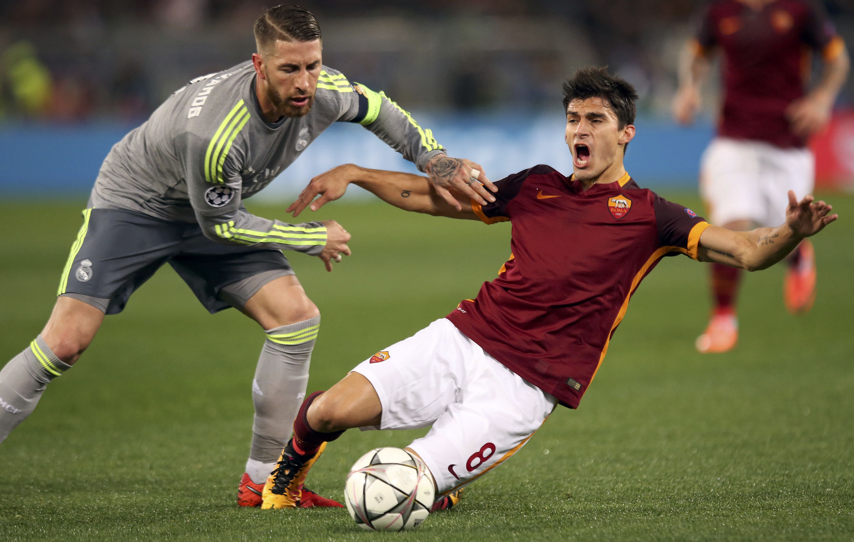 sergio ramos tackles 0035