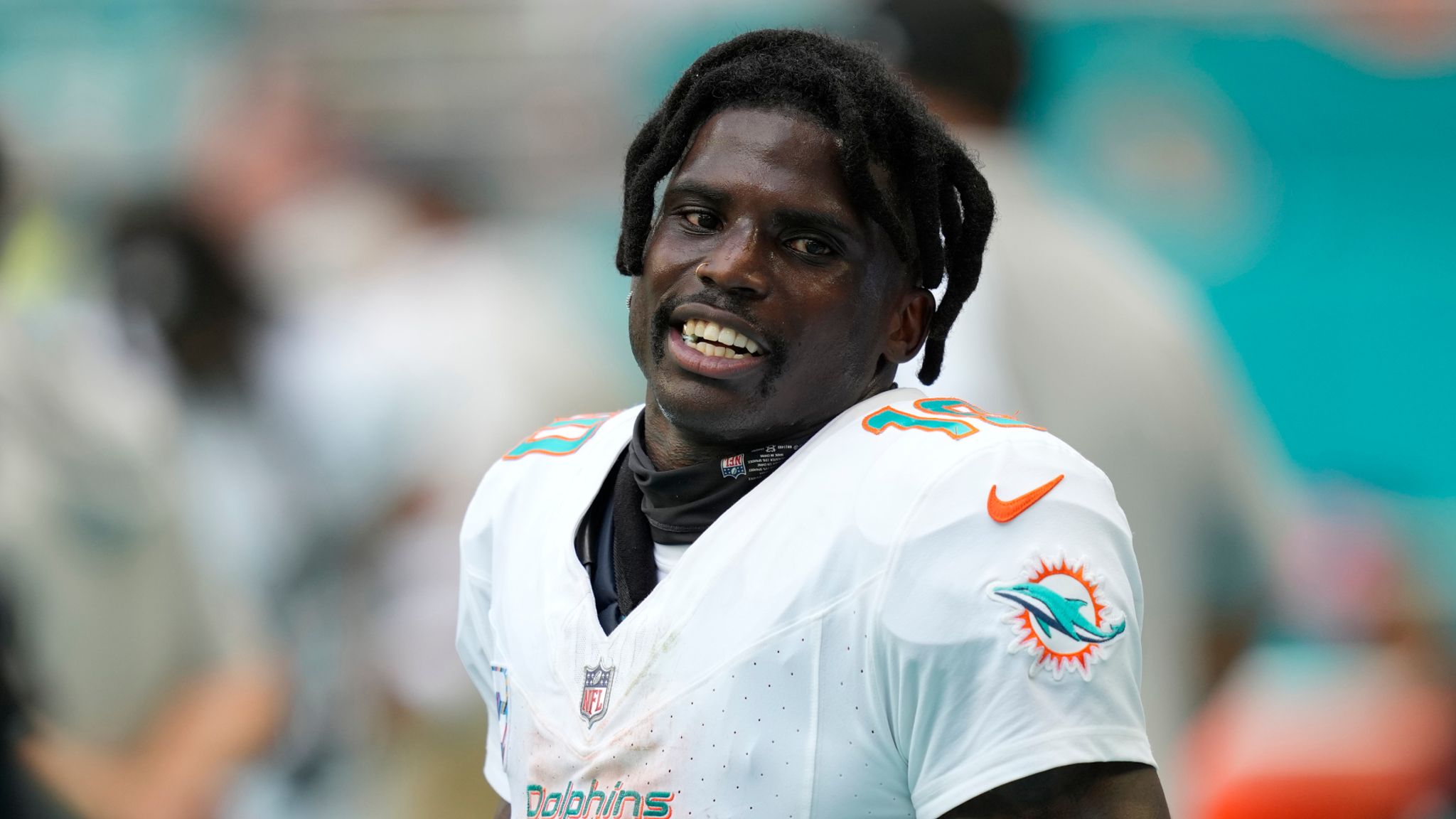 show me a picture of tyreek hill