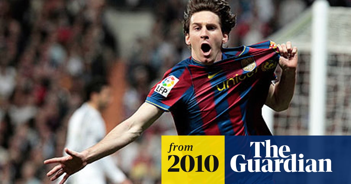 show me pictures of messi 0021