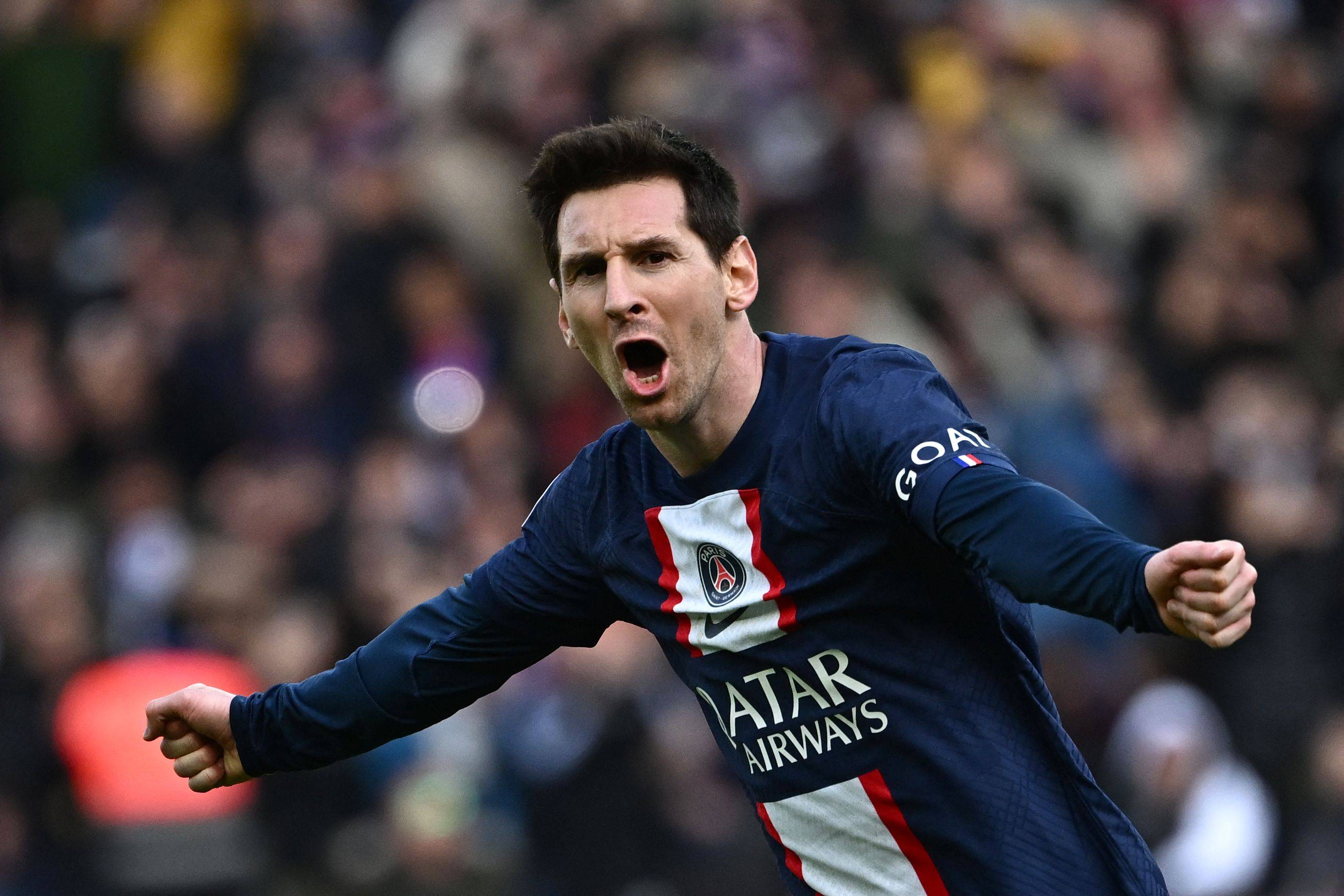 show me pictures of messi 0043