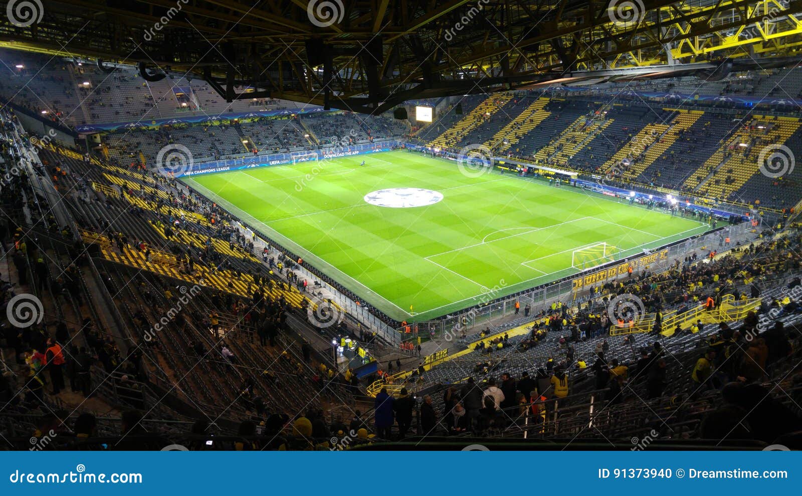 Signal Iduna Park 0020