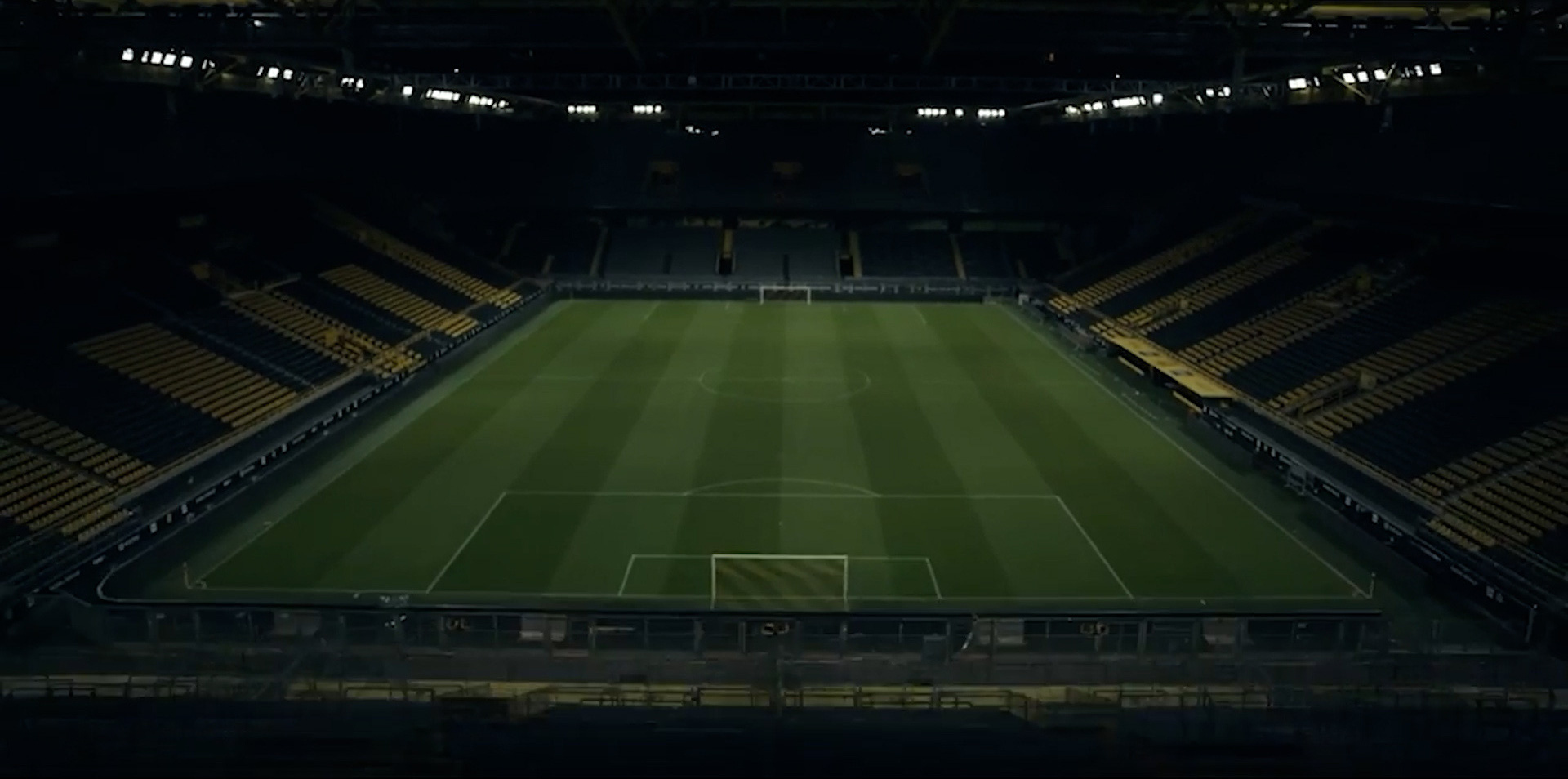 Signal Iduna Park 0023