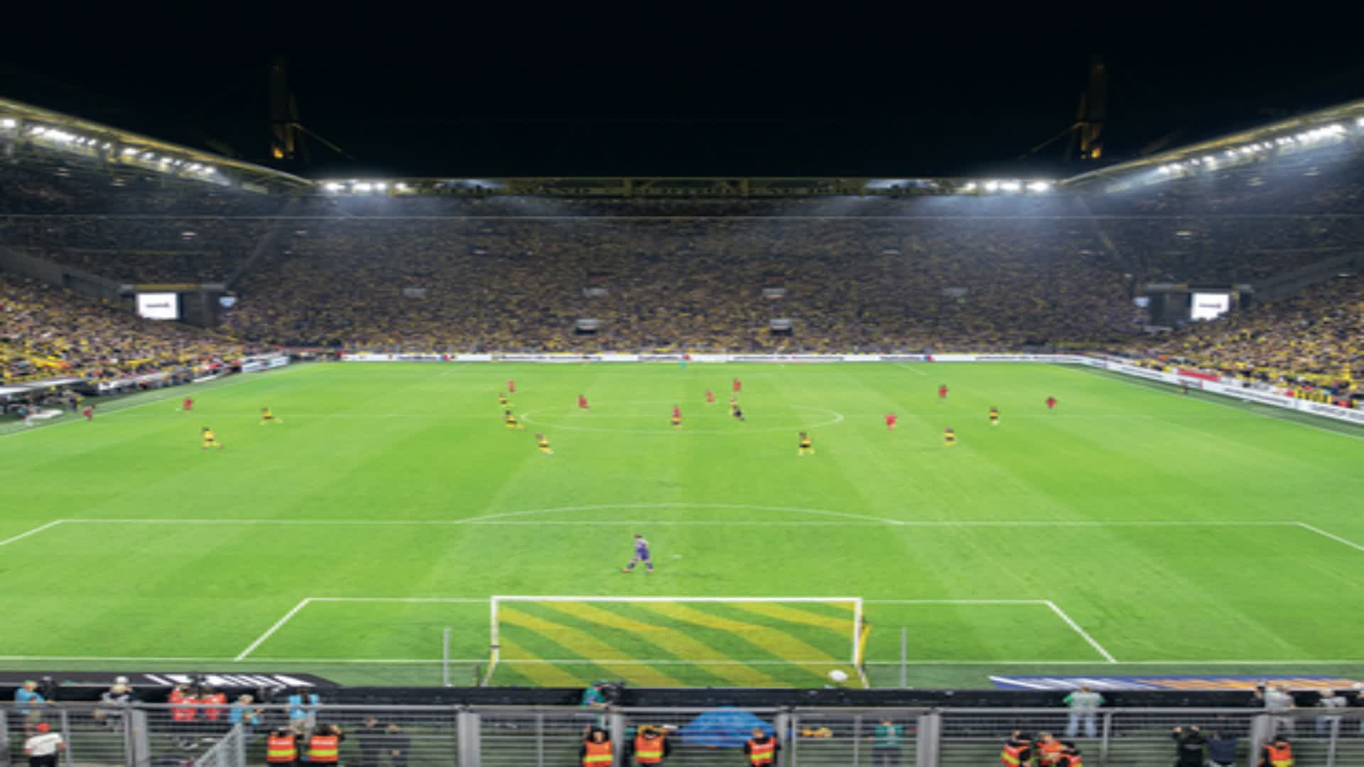 Signal Iduna Park 0042