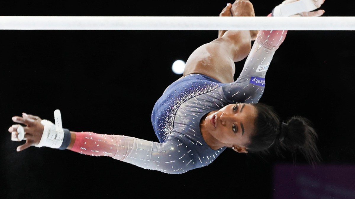 simone biles bar 0010