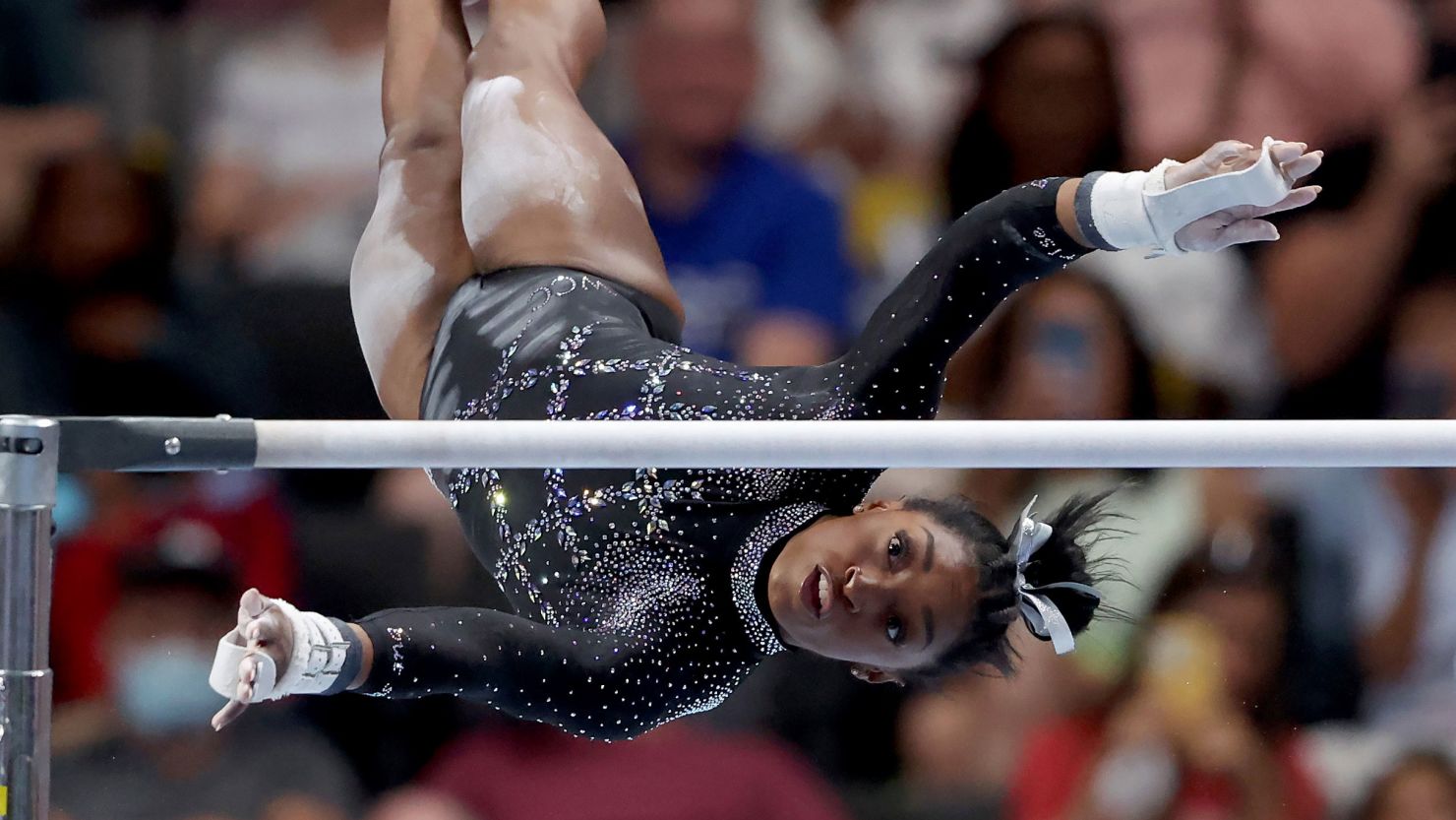 simone biles bar 0012