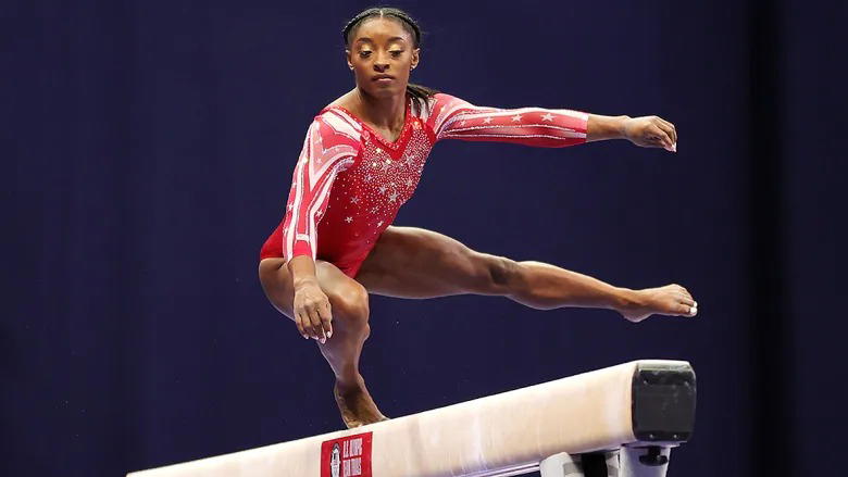 simone biles bar 0022
