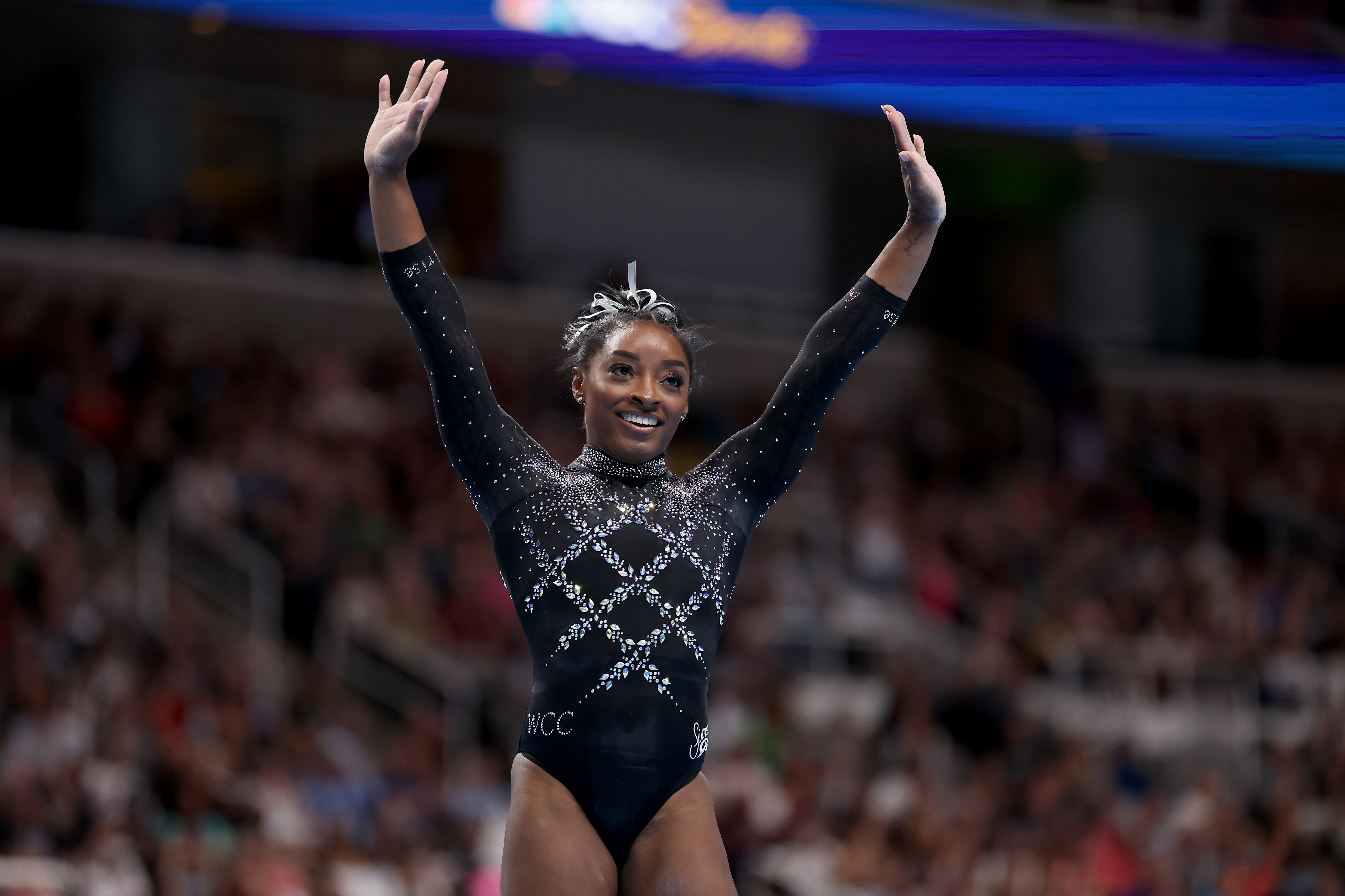 simone biles bar 0033